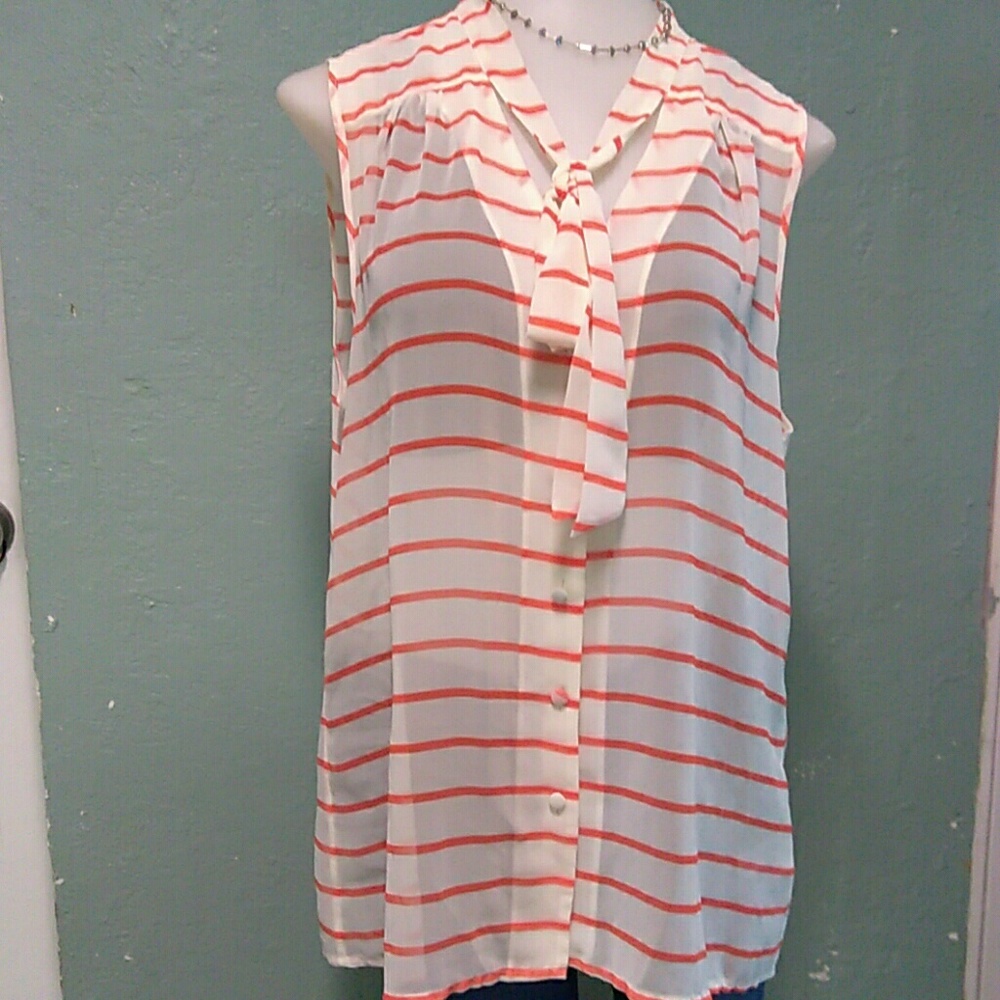 TOP BLOUSE BANANA REPUBLIC. - Picture 3 of 6